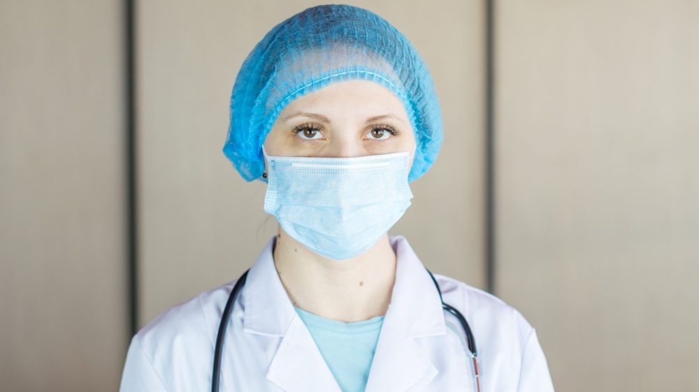 В Брянской области врачи из-за коронавируса перешли на особый режим работы