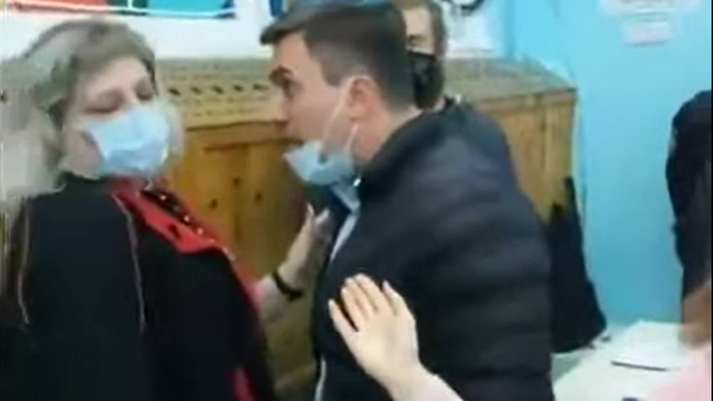 Депутат от КПРФ устроил безобразный дебош на избирательном участке