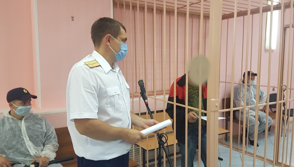 В Клинцах избивший сотрудника УФСИН уголовник оскорбил судью