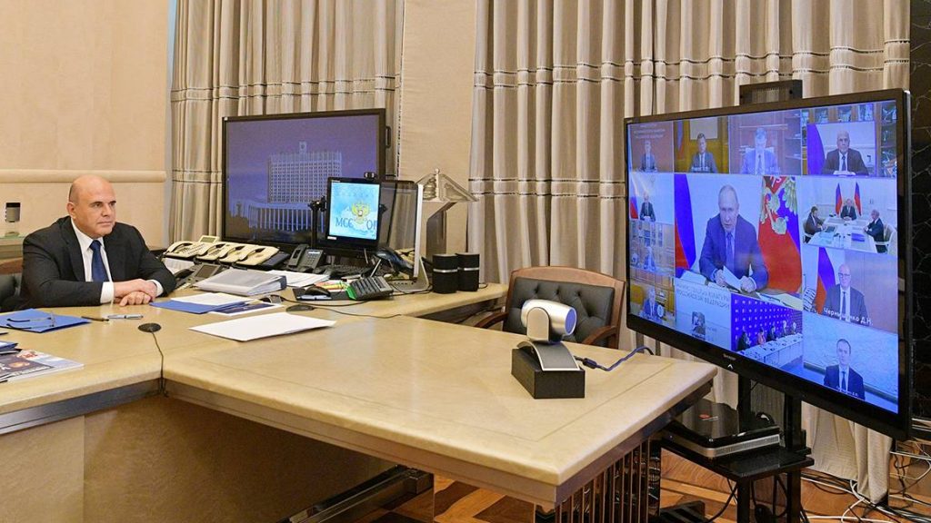 Владимир Путин: Многие решения по развитию страны и укреплению социальной сферы были инициированы «Единой Россией»