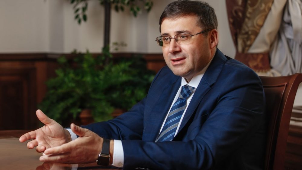 «Сытый голодного не разумеет»: россиян возмутили высказывания о пенсионерах замглавы ЦБ России