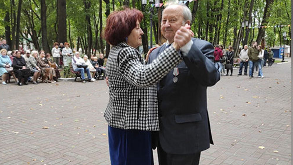 С 1 августа в Брянской области работающим пенсионерам повысят пенсии
