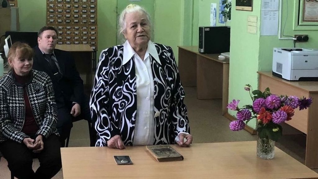 В Брянске 85-летний юбилей отпраздновала доцент БГИТУ Людмила Полякова