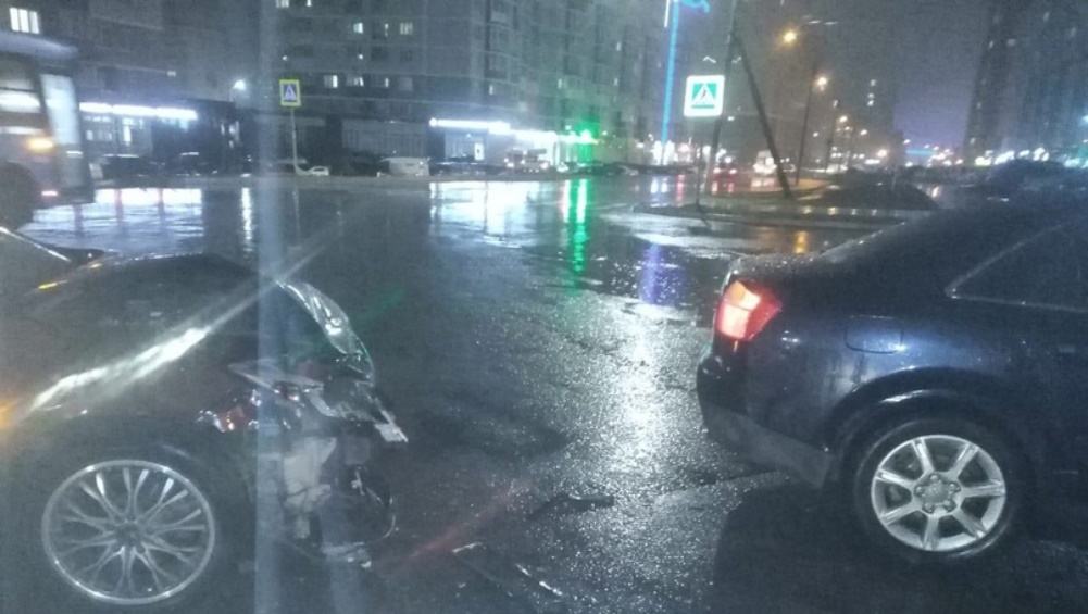 В Брянске юный водитель Mazda покалечил 17-летнюю девушку