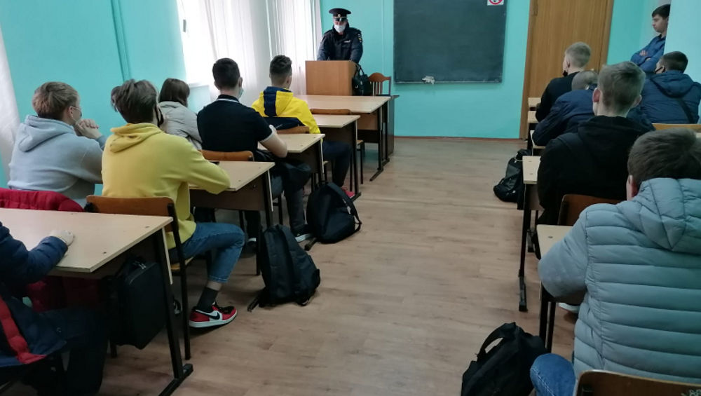 В Брянской области полиция наказала 50 родителей школьных прогульщиков