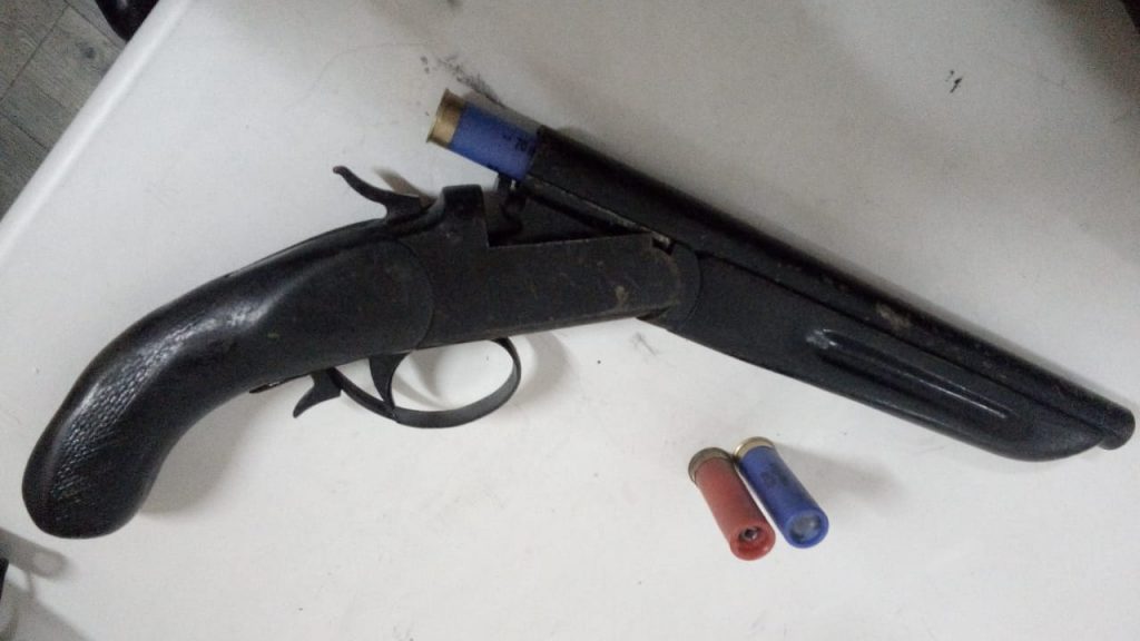Полиция нашла в автомобиле брянца обрез охотничьего ружья и патроны к нему