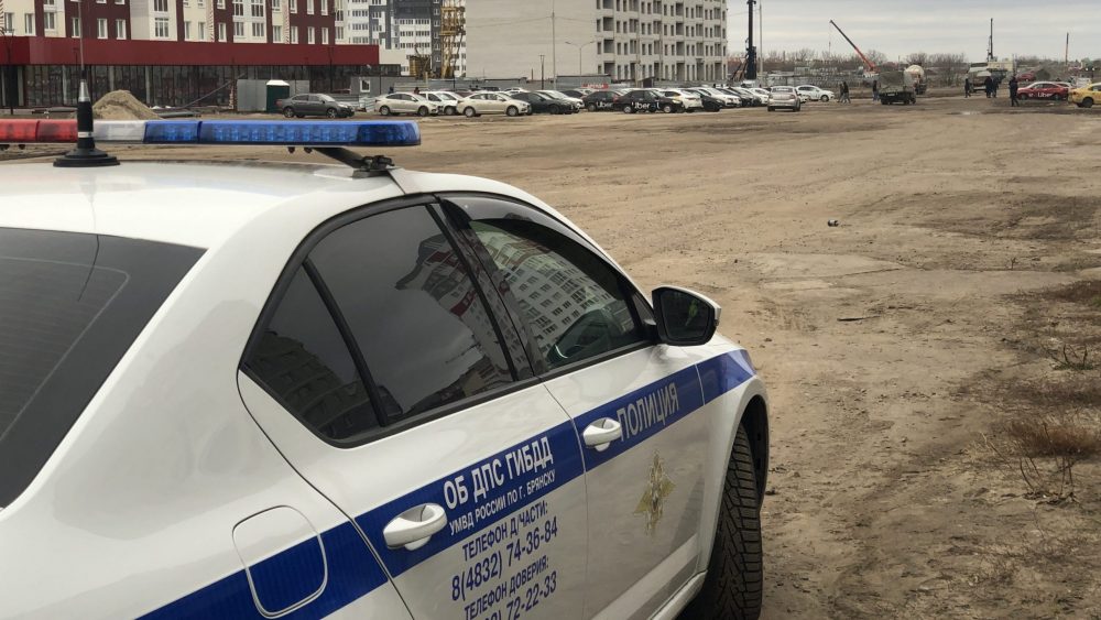 В Брянске задержанного ГИБДД водителя-должника наказали 51 протоколом
