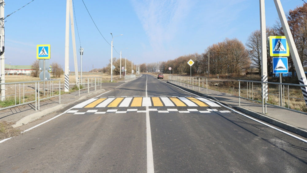 В Брянской области отремонтировали участок дороги Комаричи – Севск