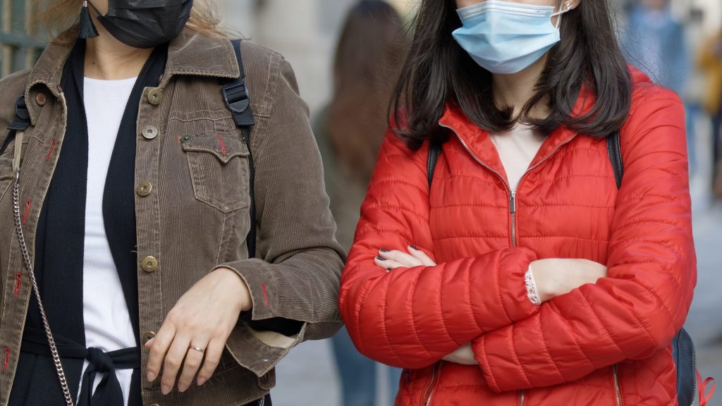В Брянской области за сутки 420 человек заболели коронавирусом