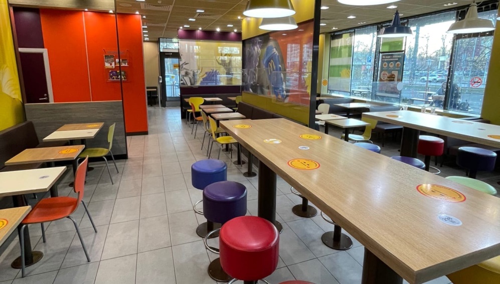 В Брянске из-за QR-кодов остались без посетителей рестораны «Макдоналдс»