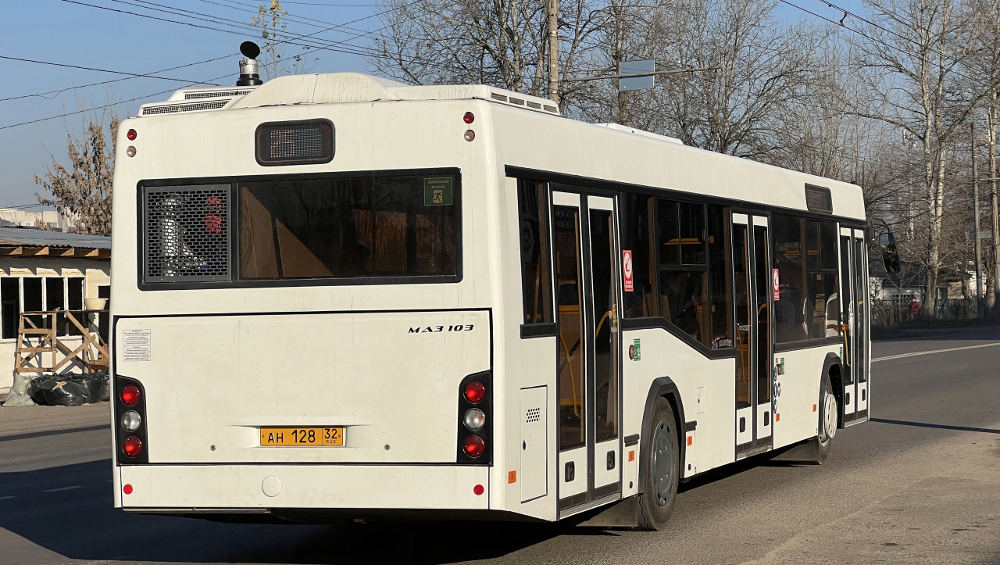 В Брянске первый автобус МАЗ повышенной вместимости вышел на маршрут №25