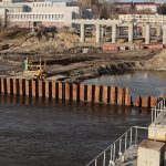 В Брянске строители моста на набережной ускорят работы перед морозами