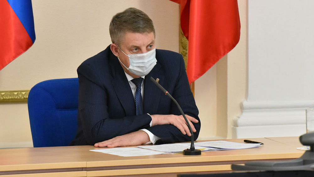 Губернатор Александр Богомаз призвал брянцев выстоять новую волну коронавируса