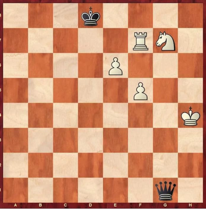 Брянский гроссмейстер Непомнящий уступил норвежцу Карлсену в самой долгой партии в истории