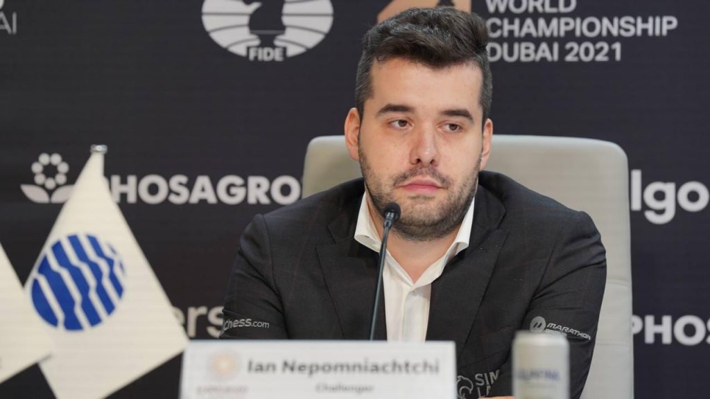 Брянский гроссмейстер Ян Непомнящий повысил свой рейтинг в мире шахмат