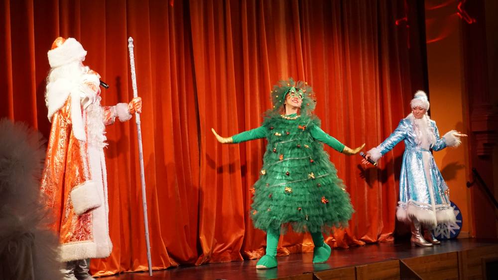 В Брянском театре кукол 19 декабря стартовала новогодняя кампания
