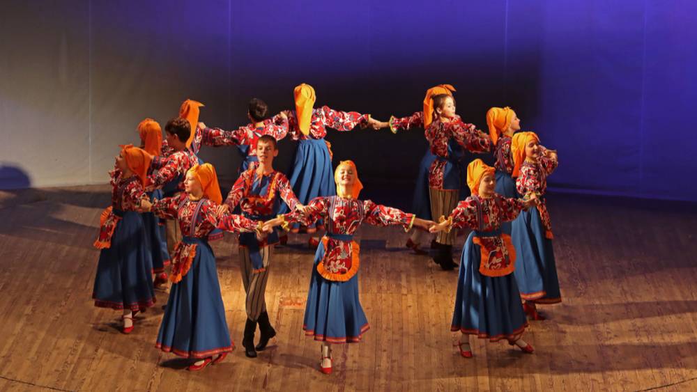 Брянские хореографические ансамбли детских школ искусств покорили своими талантами жюри конкурса
