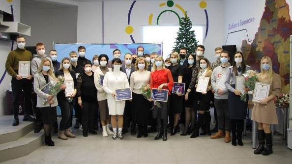 Сотрудники УФСИН России по Брянской области приняли участие в акции «Новый год в каждый дом»