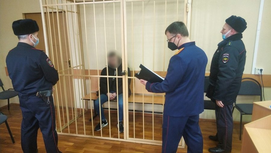 Двоих подростков из Смоленска арестовали за сбыт наркотиков в Брянске