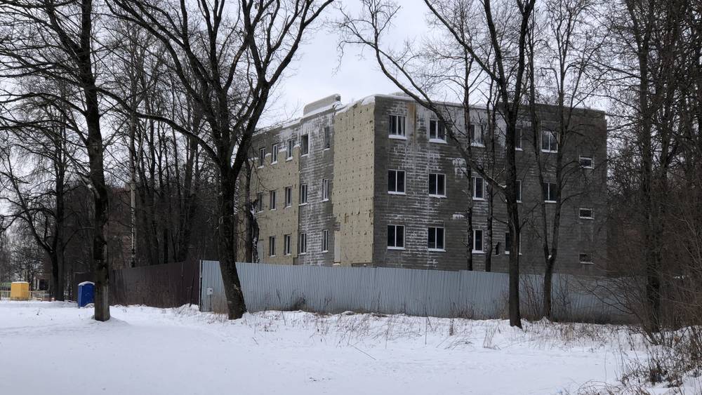 В Брянске попросили разобраться со странным зданием в парке «Соловьи»