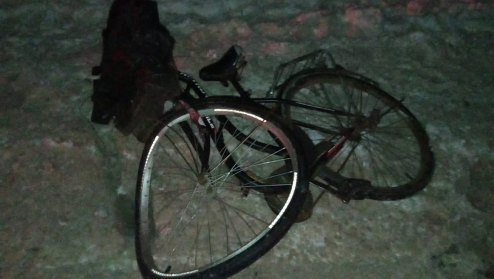 В Трубчевском районе при обгоне автомобилист насмерть сбил велосипедистку