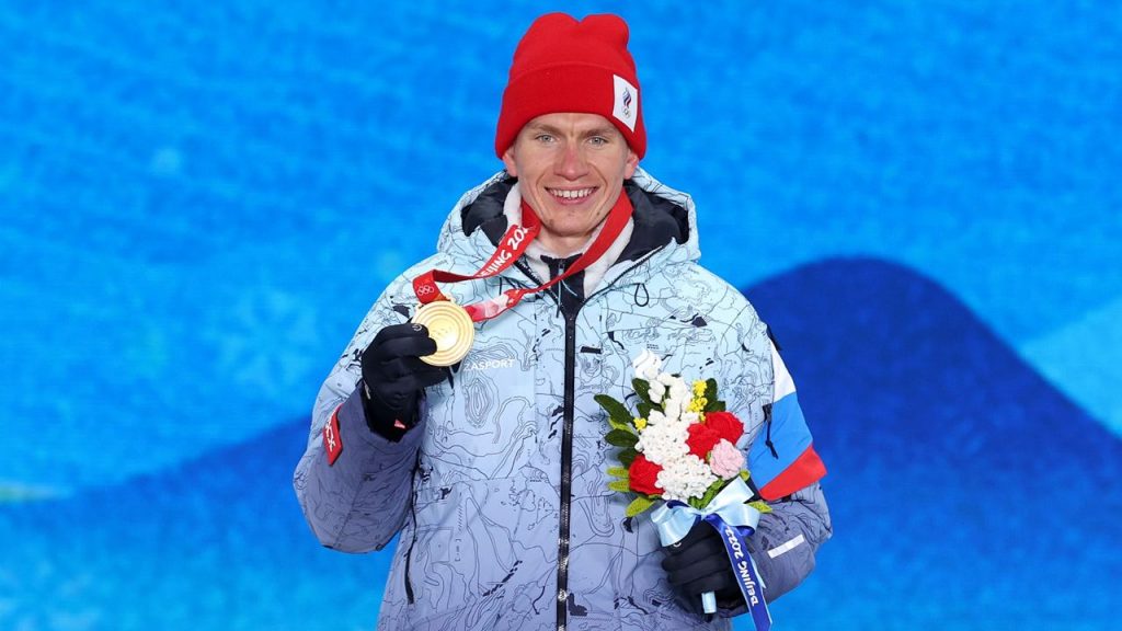 Брянскому лыжнику Большунову сегодня вручили золотую олимпийскую медаль