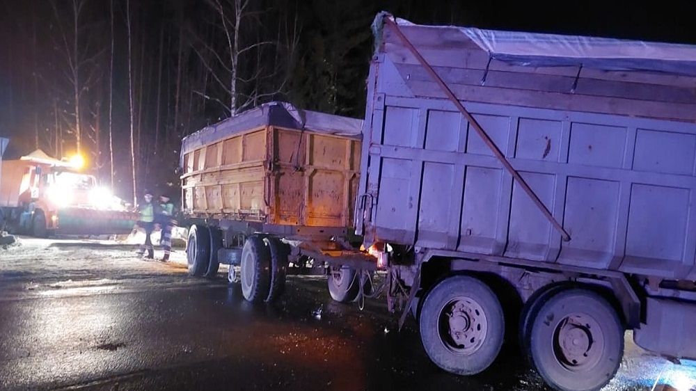 В Брянске начали розыск очевидцев двух ДТП с грузовиком на трассе