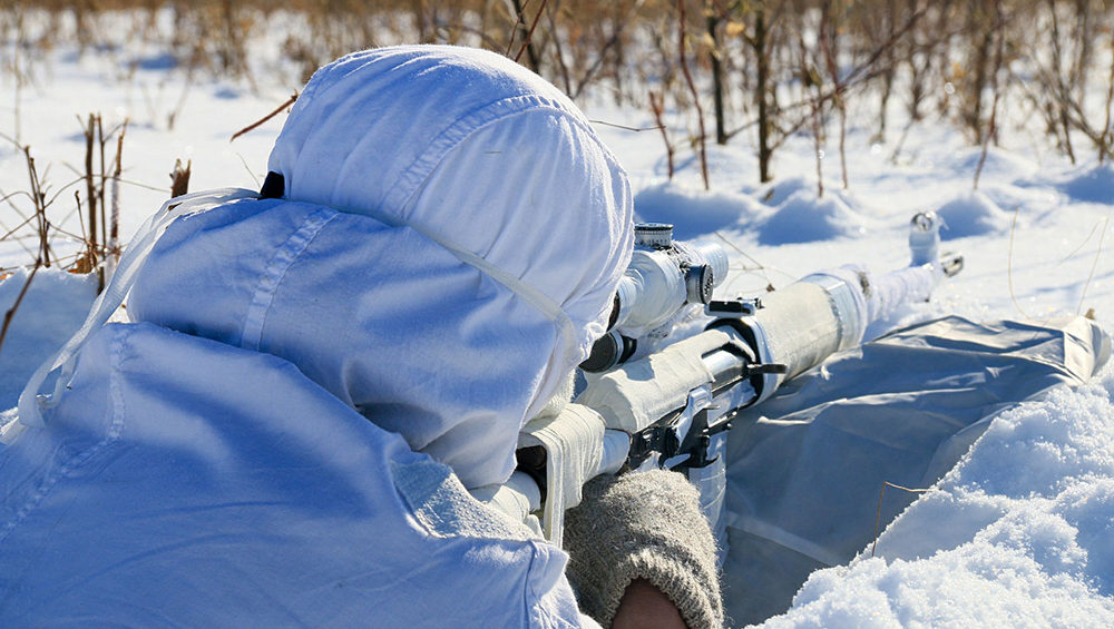 Военные снайперы приступили к обучению в Брянской области