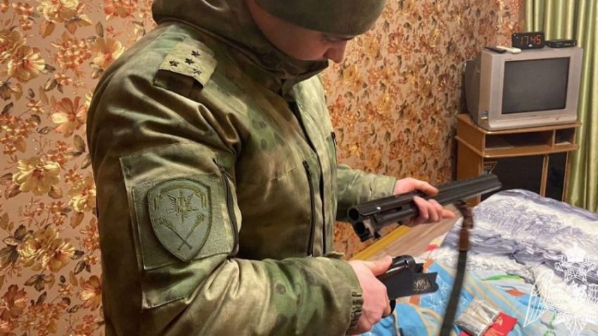 В Брянске и трёх районах области бойцы Росгвардии наказали четверых владельцев оружия