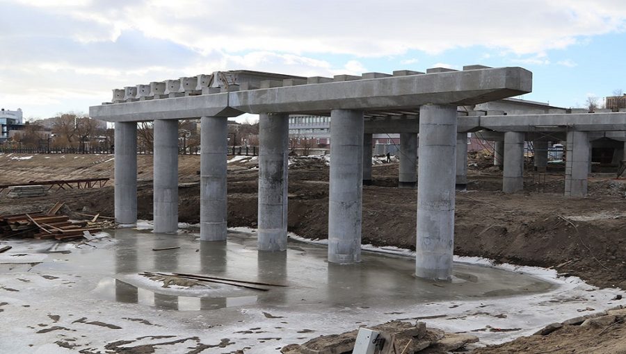 В Брянске строительство моста на набережной приостановили из-за паводка