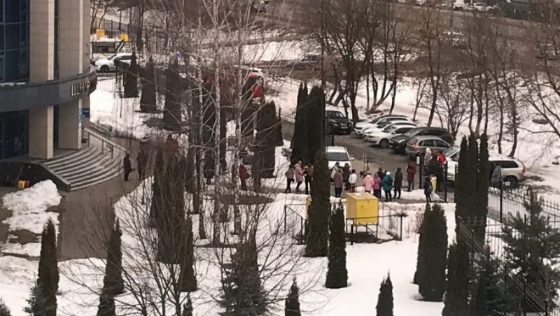 В Брянске эвакуировали людей из гостиницы «Владимир-Плаза» на проспекте Димитрова