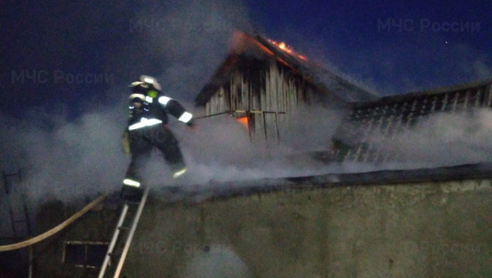 В Брянске произошел пожар в частном жилом доме в Чайковичах