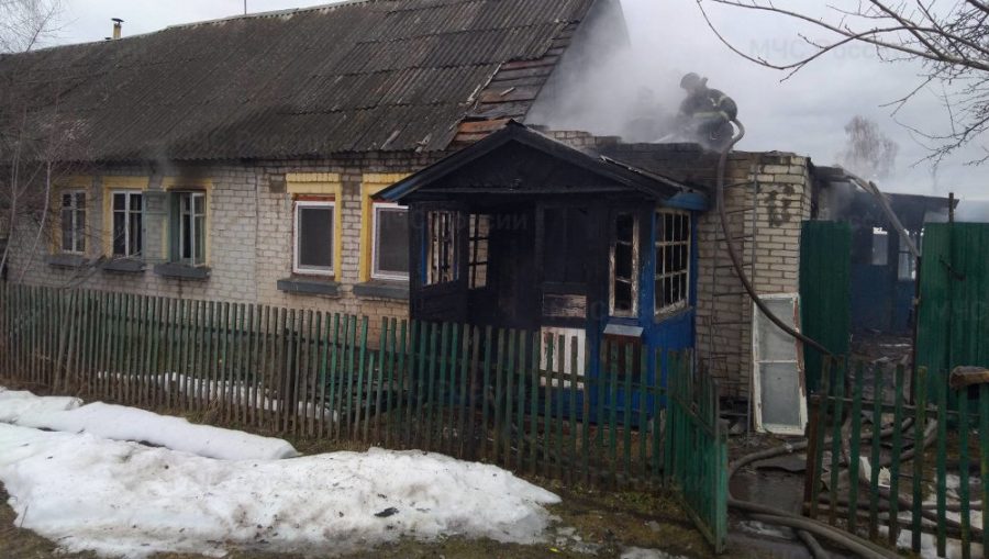 В Брянске на Песчаной улице при пожаре погибла 57-летняя женщина