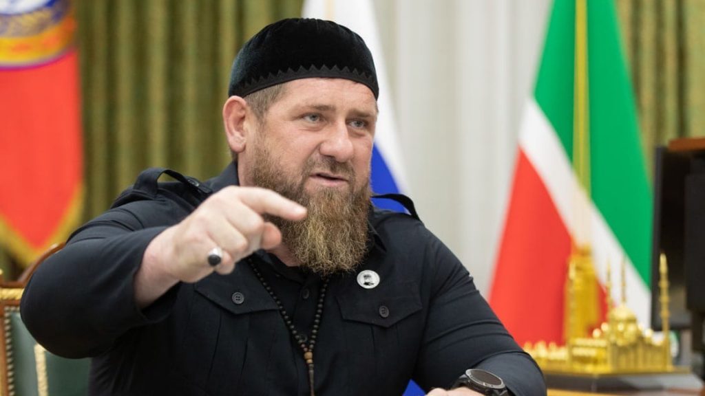 «Бежать некуда, бандеровцы тебя не спасут»: Кадыров предложил Зеленскому сдаться