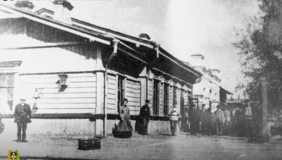 Фотография старого вокзала Брянск-II стала загадкой для жителей области