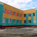 Брянский губернатор Богомаз посетил строящиеся ФОК в Выгоничах и детсад в Почепе