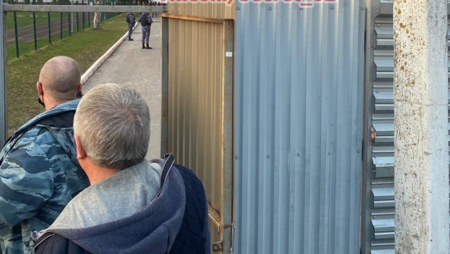 В Брянске сообщили об эвакуации учеников и персонала из школы № 59