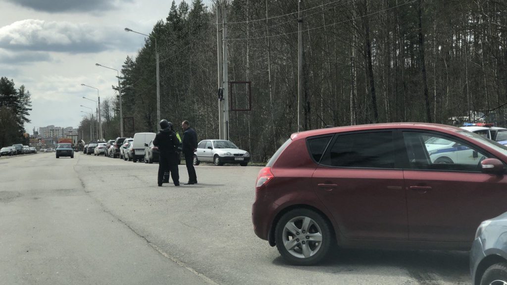 В Брянске полиция перекрыла дорогу к нефтебазе