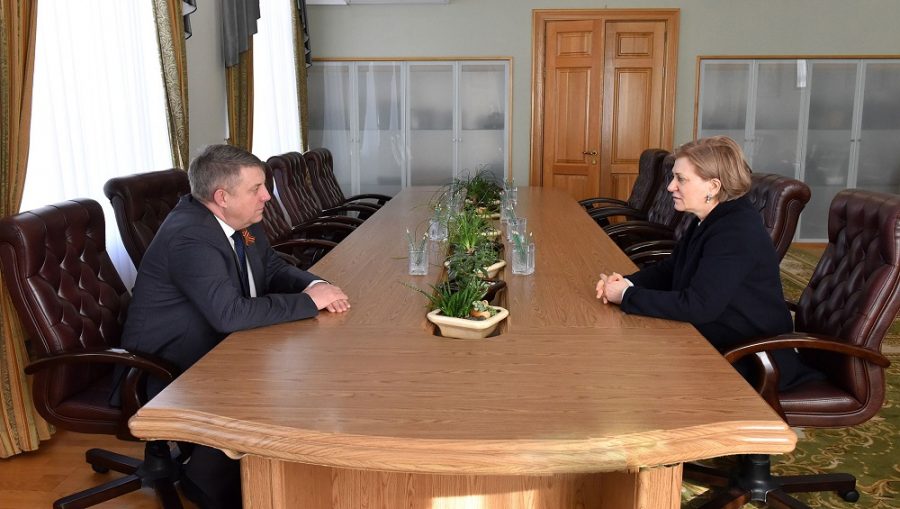 Брянский губернатор Богомаз встретился с главой Роспотребнадзора Поповой
