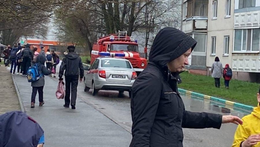 В Брянске из-за поступивших угроз эвакуировали школы и учреждения