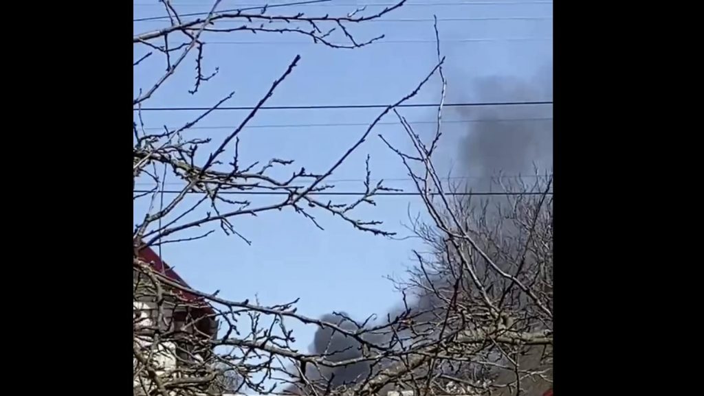 СК: По брянскому посёлку Климово 2 украинских вертолёта нанесли 6 авиаударов