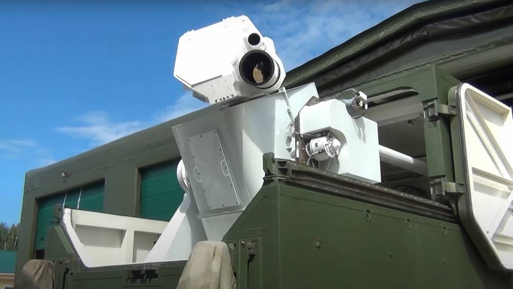Армия России получила лазерные комплексы, ослепляющие спутники за 1500 км