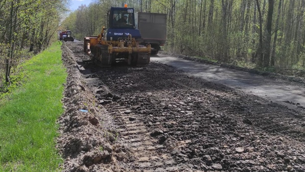 В Брянской области отремонтируют 7 километров дороги Трубчевск – Погар