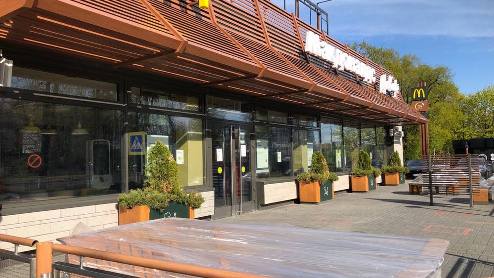 Рестораны McDonald’s в Брянске продолжат работу под другой вывеской