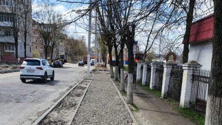 В Володарском районе Брянска в переулке Герцена построят новый тротуар