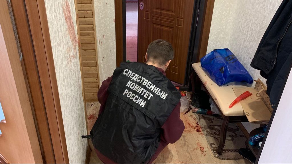 В центре Брянска 43-летний мужчина во время пьянки убил собутыльника