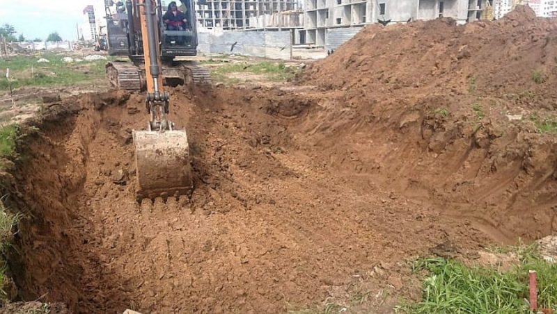 В Брянске началось строительство дороги на улице имени Олега Визнюка