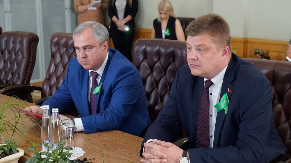 В Брянске губернатор Богомаза встретился с помощником президента Белоруссии