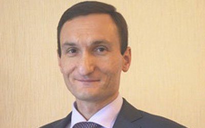 Судья Арбитражного суда Брянской области Дмитрий Азаров решил уйти в отставку