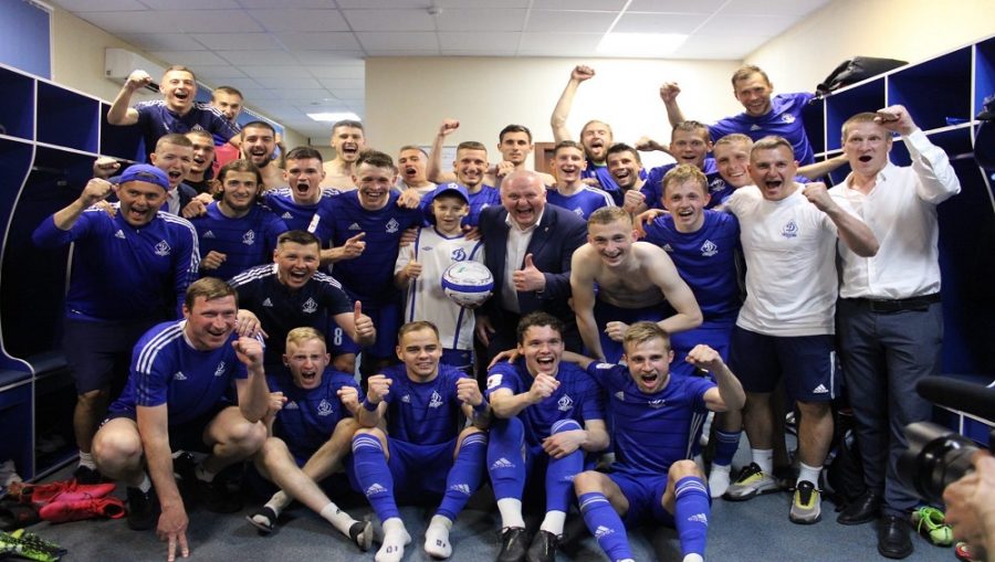 Брянское «Динамо» завершило футбольный сезон в ФНЛ-2 на третьем месте